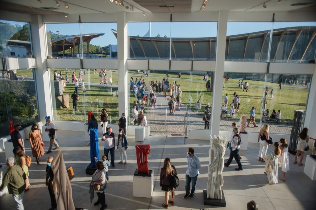 MACA. Museo de Arte Contemporáneo Atchugarry. El MACA posiciona a Uruguay en el mapa de las grandes exhibiciones internacionales.